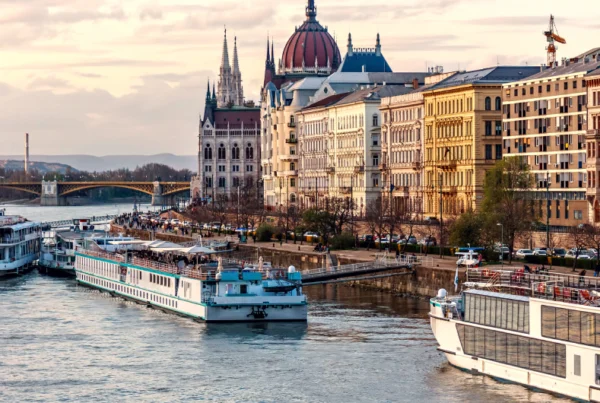 ¿Cómo es la Navidad en Budapest en un crucero fluvial?