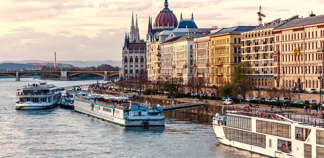 Navidad en Budapest en un crucero por el Danubio